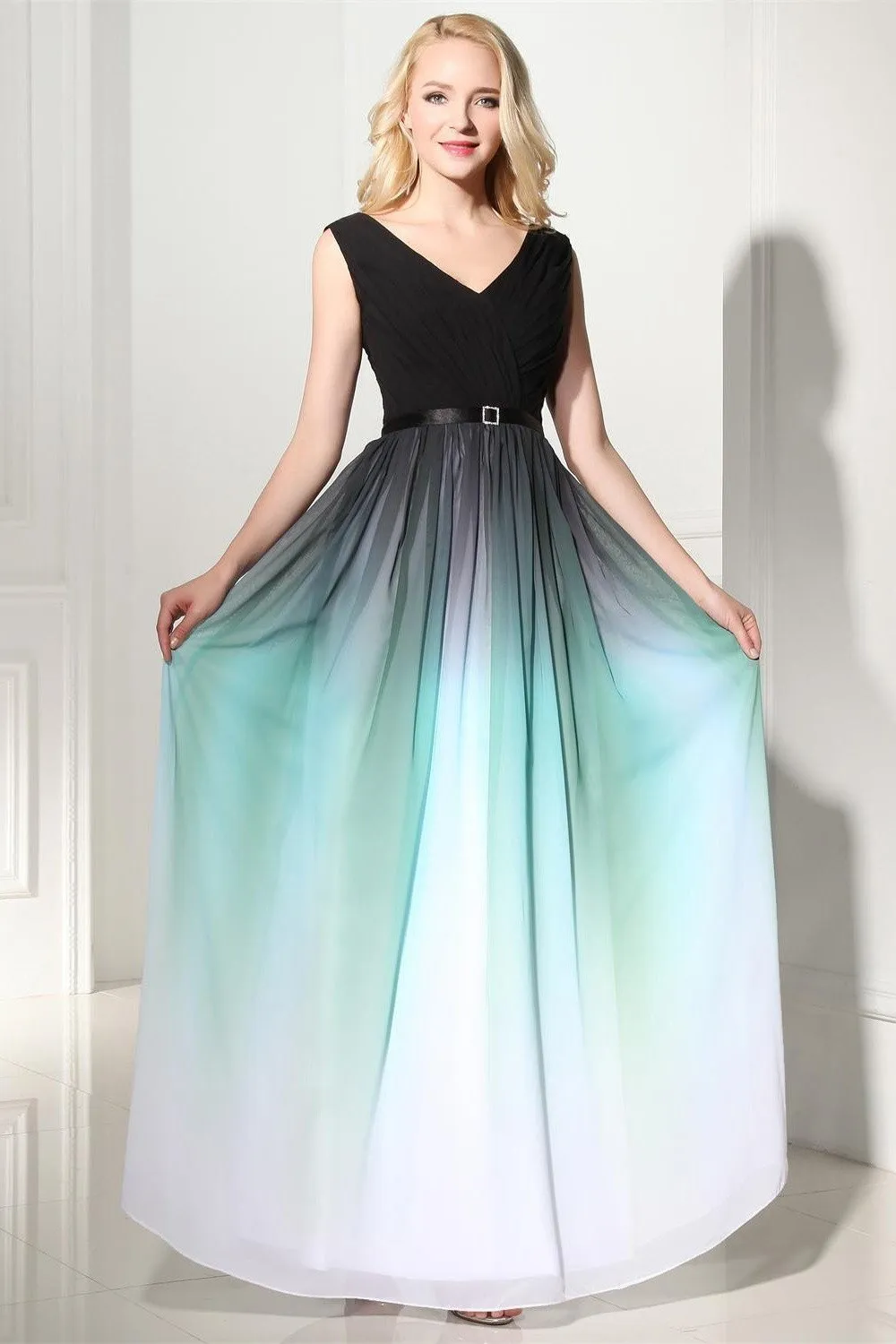 A-Line Ombre Long Chiffon Formal Dress V-Neck Black Sleeveless Lace up Prom Dresses