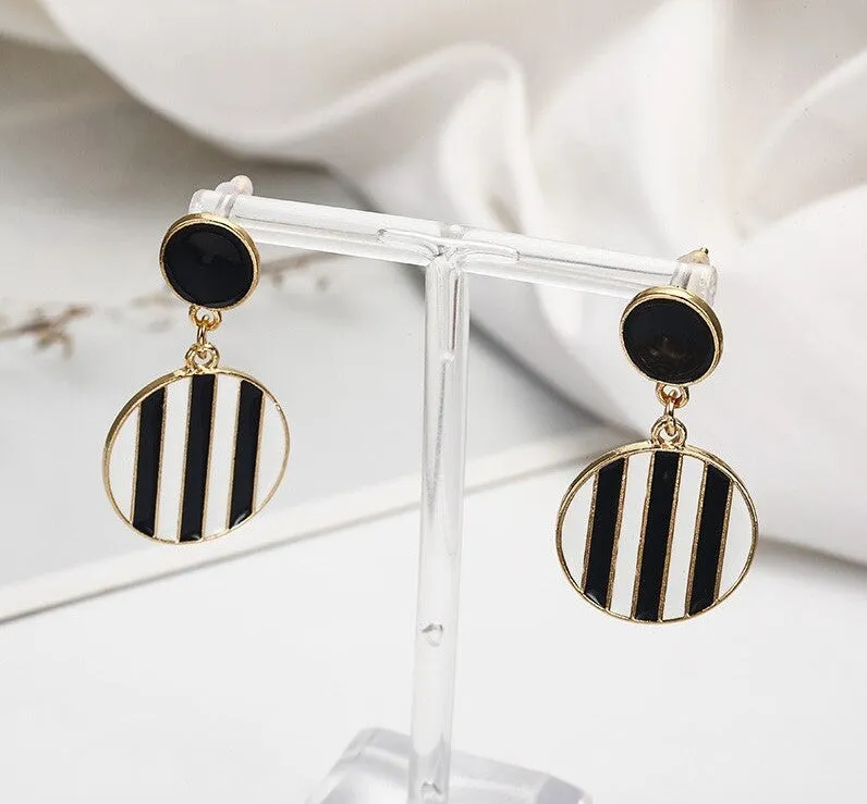 Black & White Stripes Round Golden Drop Earrings