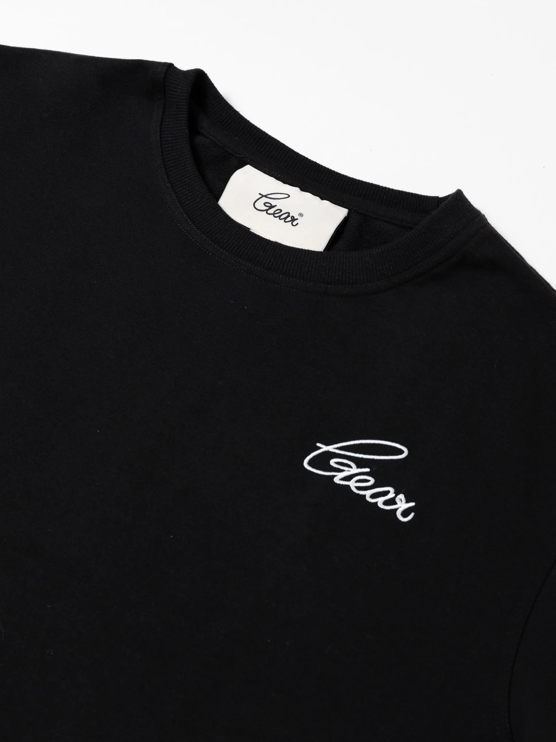 BLACK SIGNATURE TEE