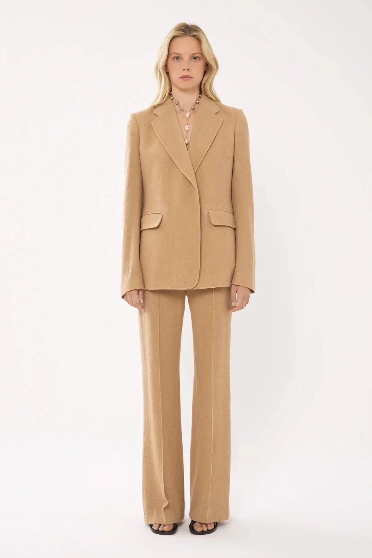 Chloé Buttonless Tailored Blazer - Worn Brown