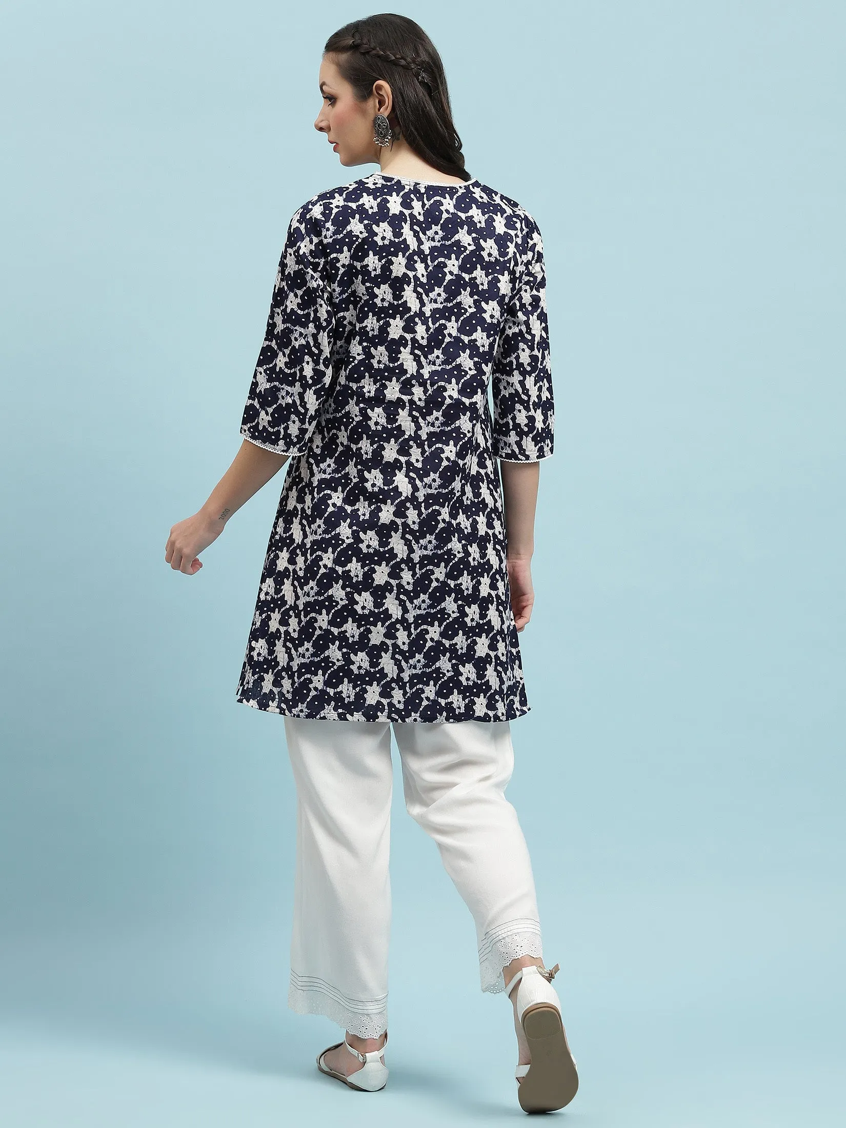 Indiessence Navy Blue Floral Printed Kurta