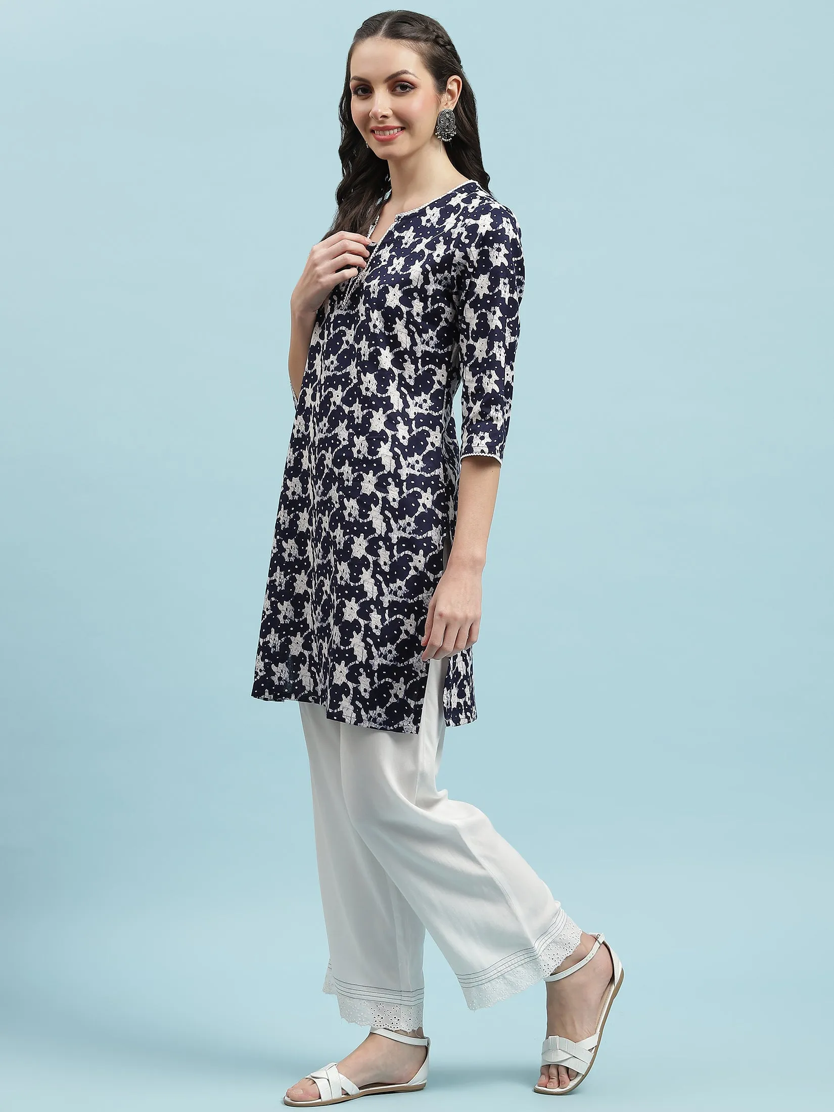 Indiessence Navy Blue Floral Printed Kurta