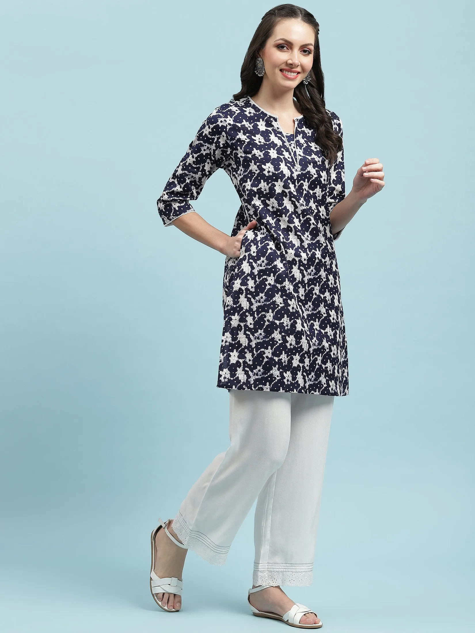 Indiessence Navy Blue Floral Printed Kurta