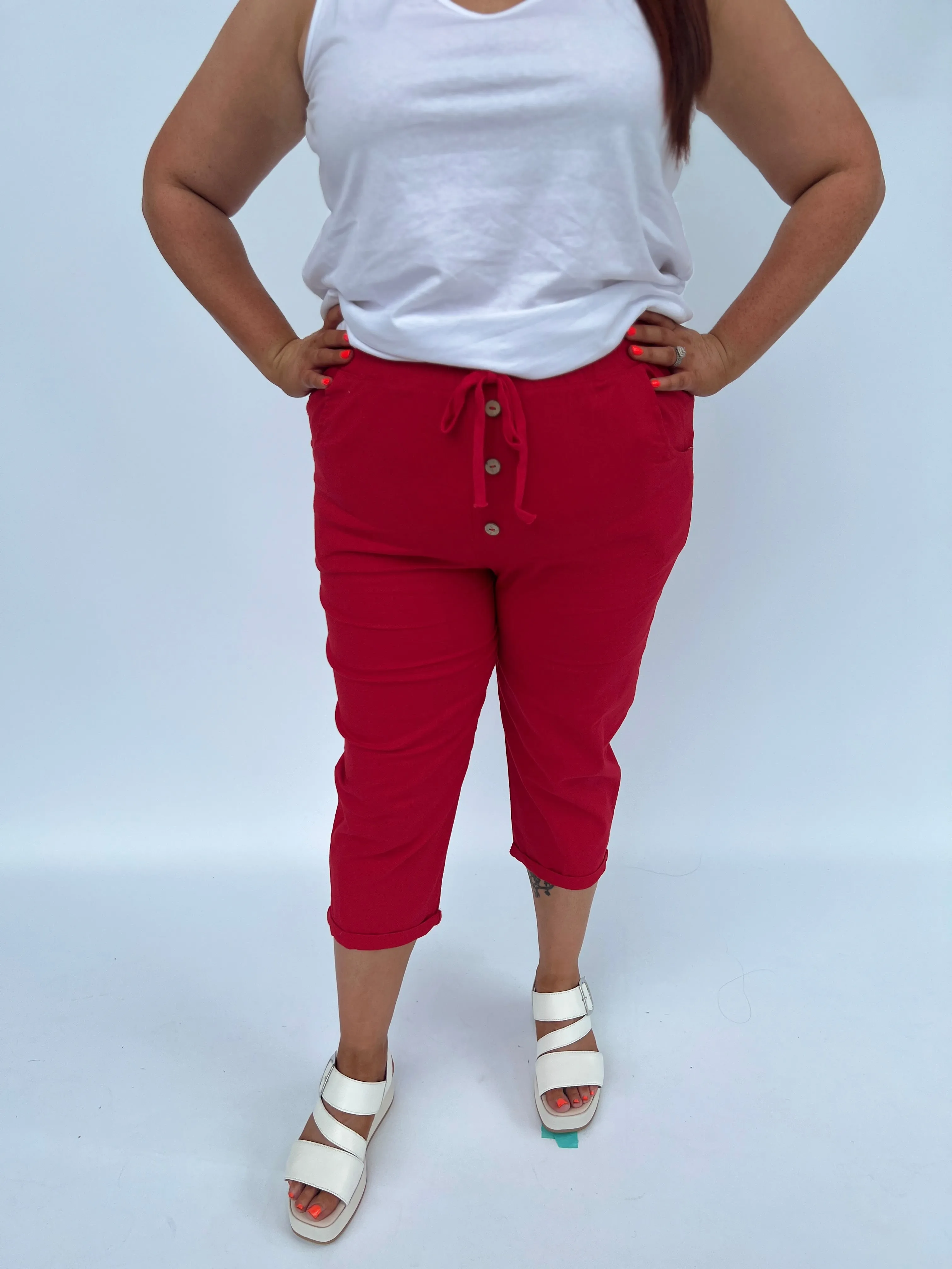 Indy Linen Crops in Red