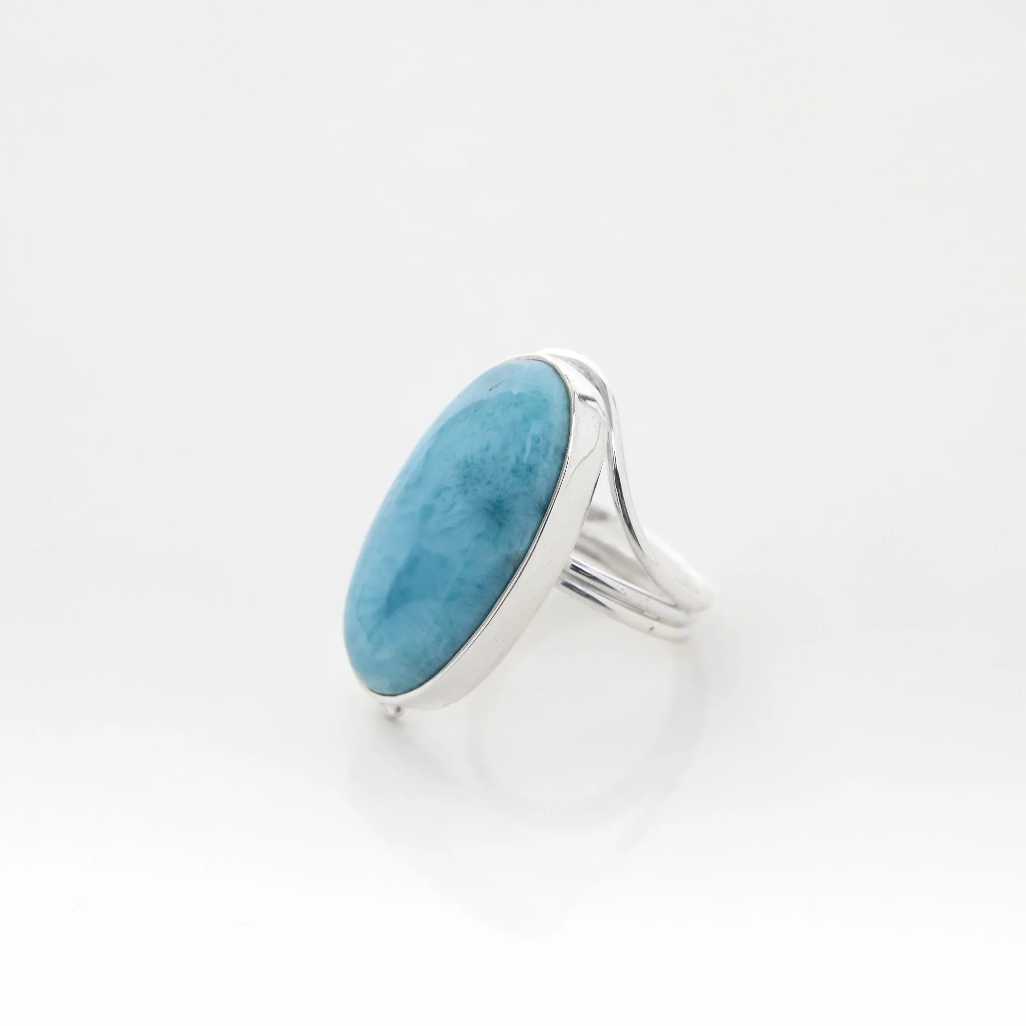 Larimar Oval Ring Elia