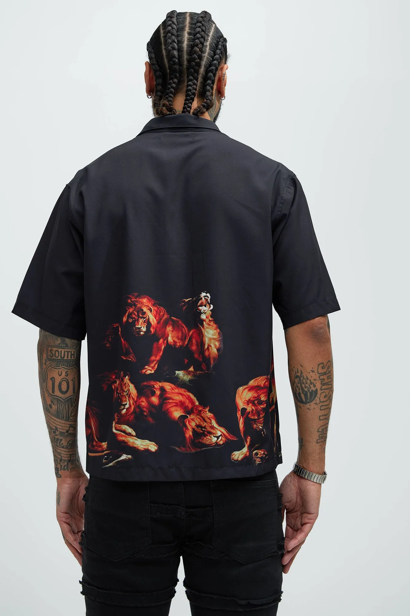 Lions Den Shirt - Black