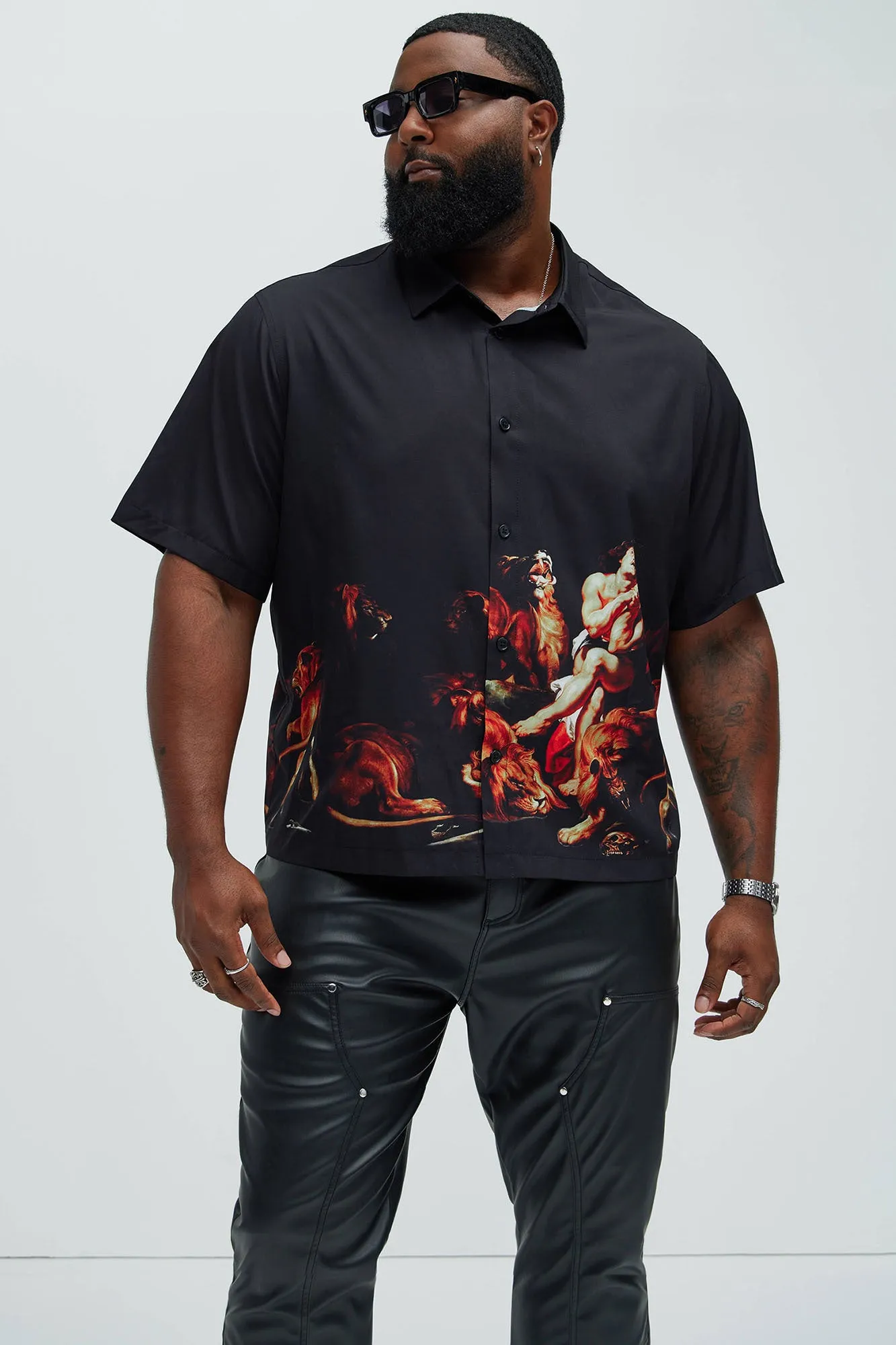 Lions Den Shirt - Black