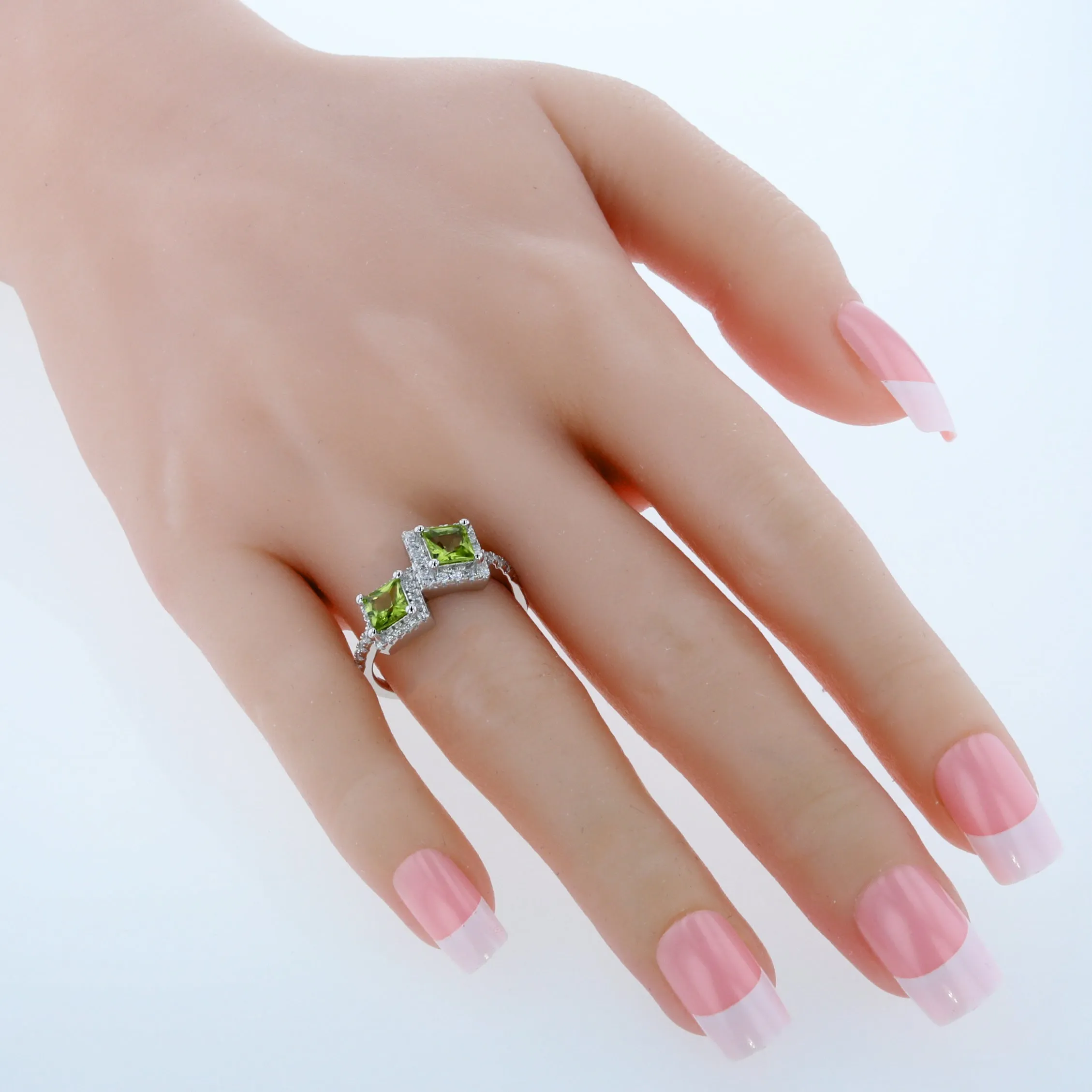 Peridot Princess Cut Sterling Silver Ring Size 5